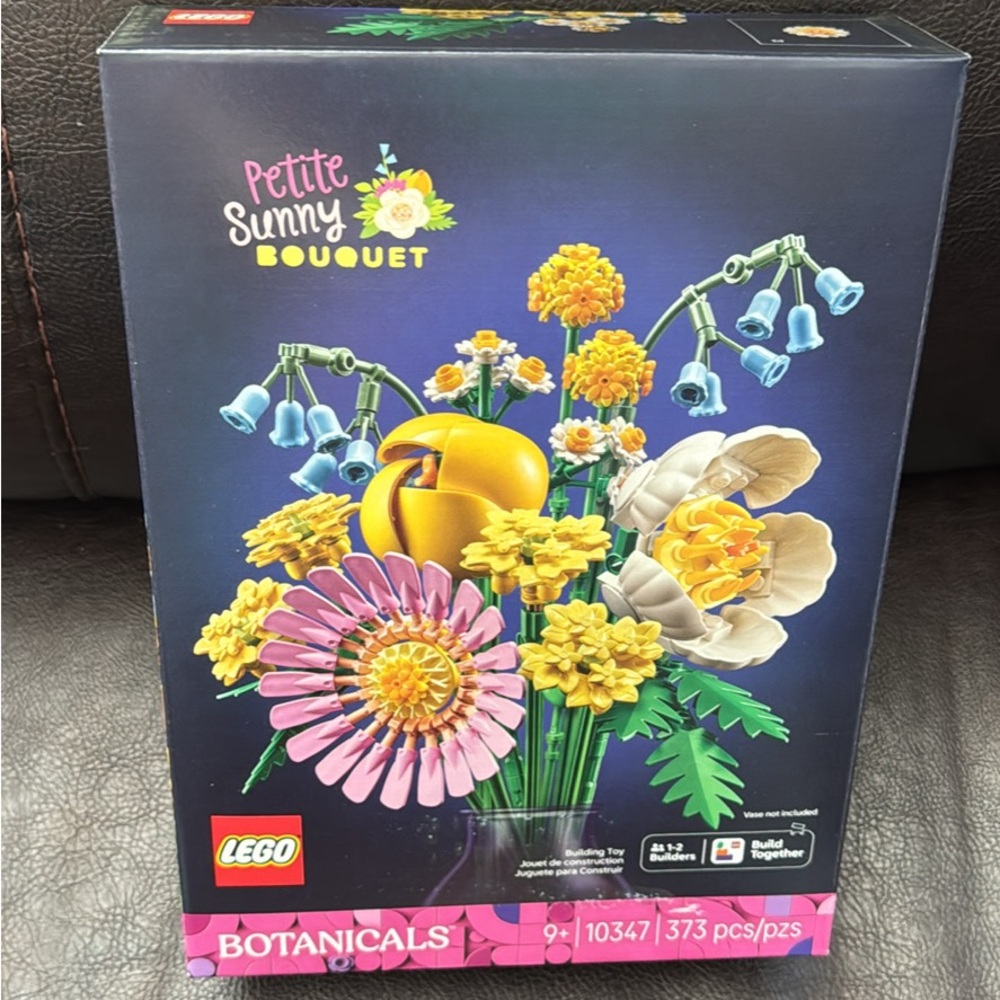 Lego Botanicals Petite Sunny Bouquet - Yellow, Blue, Pink